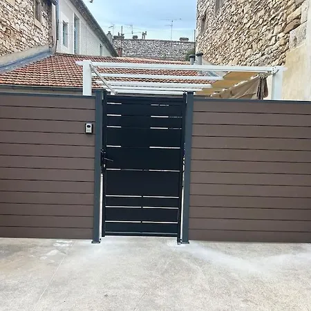 Tiny House Au Coeur De La Petite Rome Francaise 아파트 *