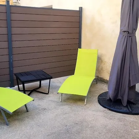 Apartment Tiny House Au Coeur De La Petite Rome Francaise Nîmes